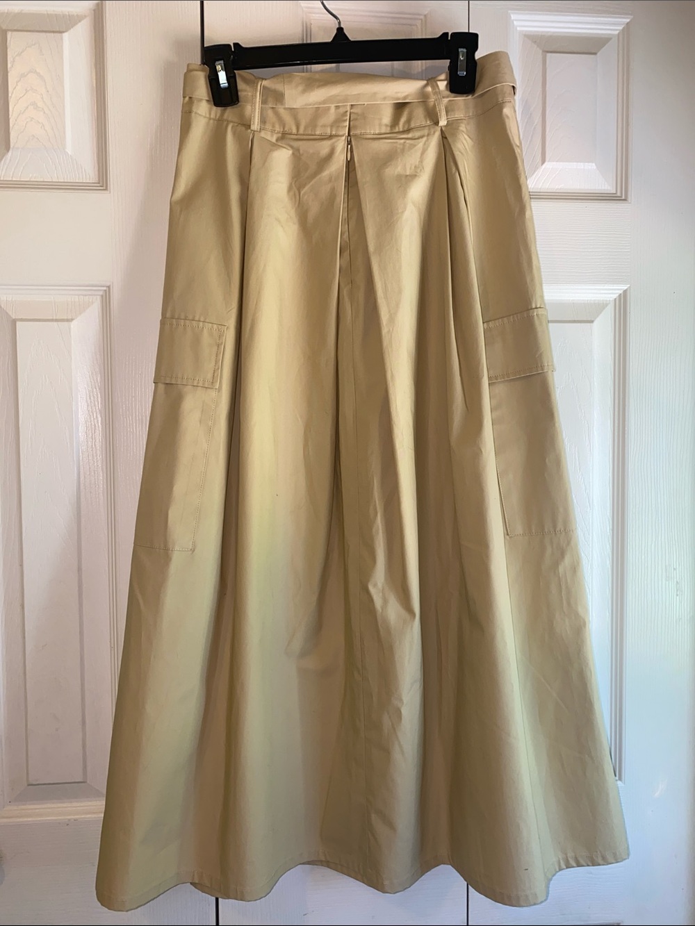 CeCe Beige High-Waist Cargo Maxi Skirt- 100% Cotton - Picture 6 of 7